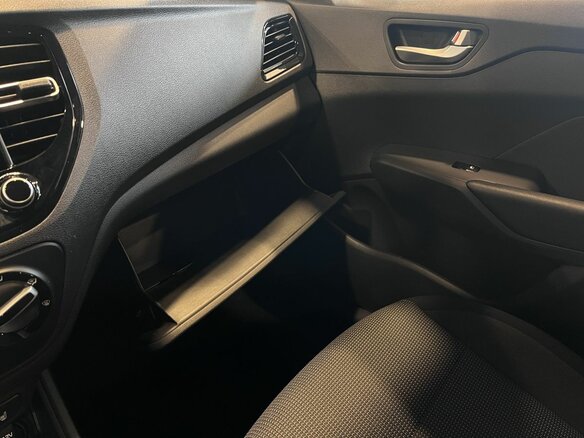 2021 Hyundai Solaris II Рестайлинг, чёрный - вид 29