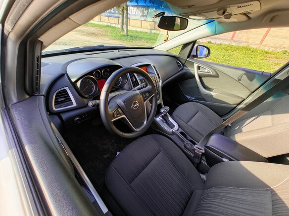 2012 Opel Astra J, белый, 680000 рублей - вид 6