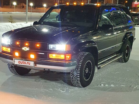 1997 Chevrolet Tahoe I, чёрный, 1300000 рублей - вид 1
