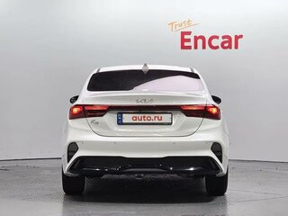 2024 Kia K3 II (China Market) Рестайлинг, белый, 1900000 рублей, вид 4