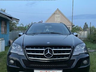 2010 Mercedes-Benz M-Класс 350 II (W164) Рестайлинг, чёрный, 1400000 рублей, вид 1