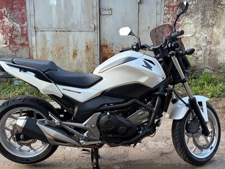2016 Honda NC 750S, белый, 570000 рублей, вид 2
