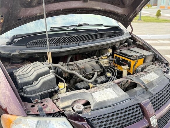 2001 Dodge Caravan 3-speed IV, пурпурный, 600000 рублей - вид 11