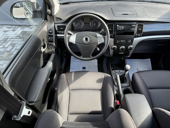 2013 SsangYong Actyon II, серый - вид 10