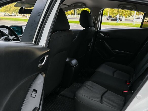 2014 Mazda 3 III (BM), белый, 1449000 рублей - вид 10