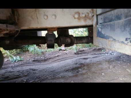 1990 Volvo F-Series, красный, 300000 рублей, вид 4