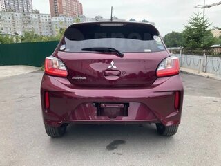 2020 Mitsubishi Mirage VI Рестайлинг 2, красный, 920000 рублей, вид 4