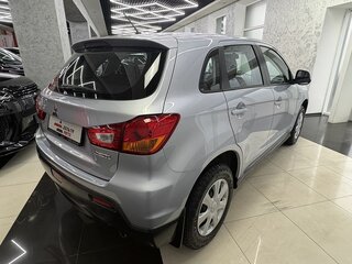 2012 Mitsubishi ASX I, серебристый, 1175000 рублей, вид 5