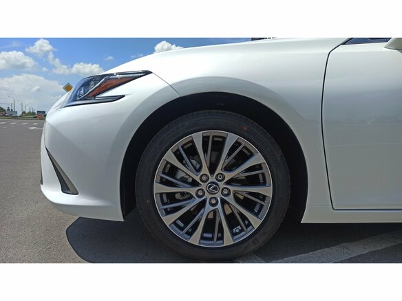 2021 Lexus ES 250 VII, белый - вид 10