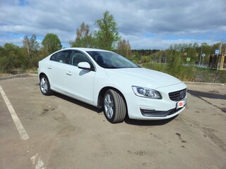 2013 Volvo S60 II Рестайлинг, белый, 1300000 рублей, вид 4