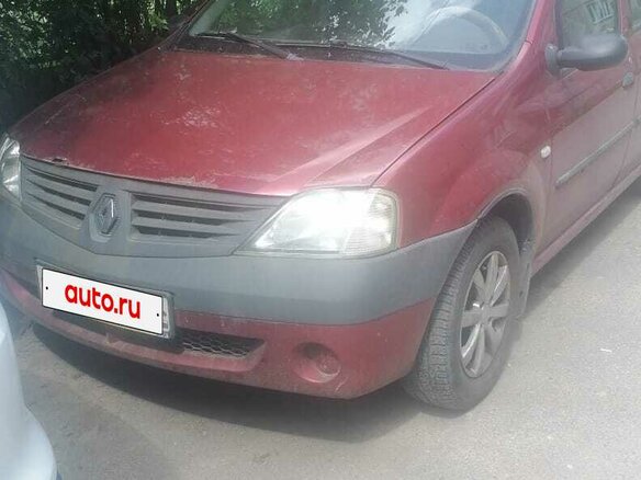 2009 Renault Logan I, красный, 550000 рублей