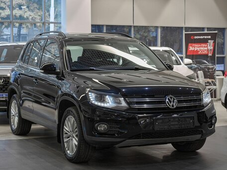 2014 Volkswagen Tiguan I Рестайлинг, чёрный, 1249000 рублей, вид 1