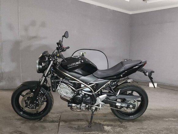 2022 Suzuki SV 650, чёрный