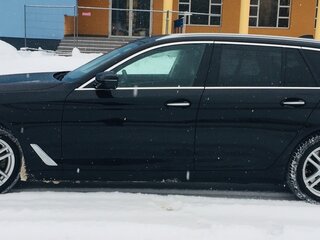 2018 BMW 5 серии 520d xDrive VII (G30/G31/G38), чёрный, 2870563 рублей, вид 4