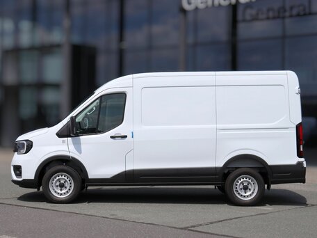 2025 Ford Transit, белый, 5590000 рублей, вид 2