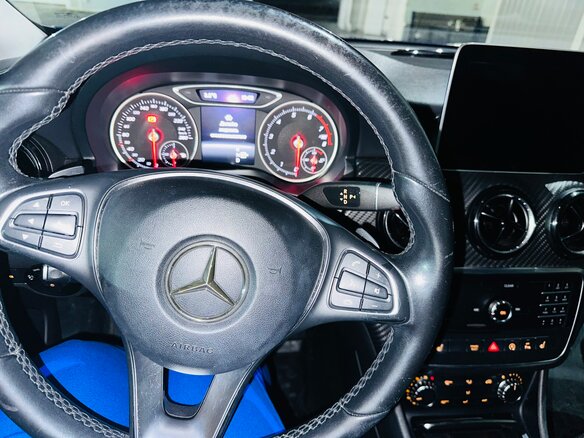 2018 Mercedes-Benz GLA 200 I (X156) Рестайлинг, синий, 1950000 рублей - вид 11