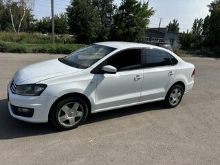 2017 Volkswagen Polo V Рестайлинг, белый, 550000 рублей, вид 2
