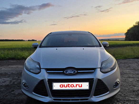 2011 Ford Focus III, серебристый, 620000 рублей