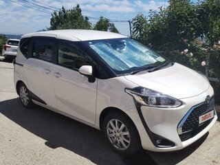 2021 Toyota Sienta II Рестайлинг, белый, 2150000 рублей, вид 2