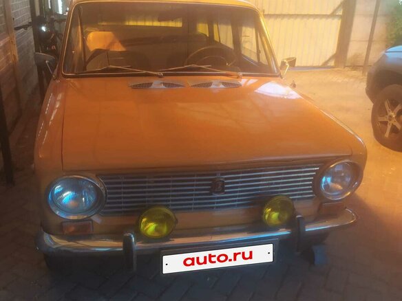 1978 Lada (ВАЗ) 2102, золотистый, 350000 рублей - вид 1