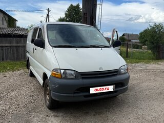 2000 Toyota HiAce XH10, бежевый, 370000 рублей, вид 2