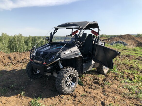 2016 CFMoto CF800-Z8, чёрный - вид 1