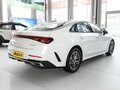 2025 Kia K5 III, белый, 3165000 рублей - вид 2