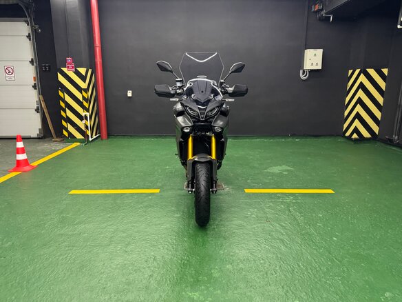 2022 Yamaha MT-09 Tracer (FJ-09), серый, 1325000 рублей - вид 7
