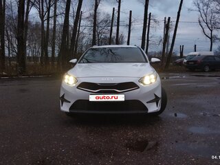 2021 Kia Ceed III Рестайлинг, белый, 1600000 рублей, вид 5
