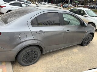 2013 Chevrolet Aveo II, серый, 810000 рублей, вид 2