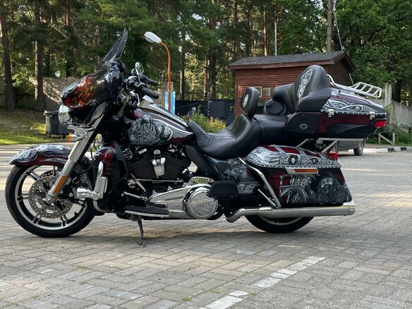 2019 Harley-Davidson Electra Glide, чёрный, 1900000 рублей - вид 7