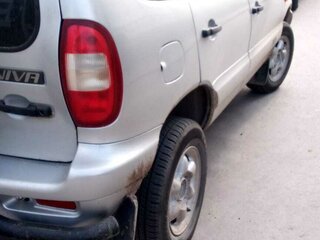 2005 Chevrolet Niva I, серебристый, 444000 рублей, вид 4