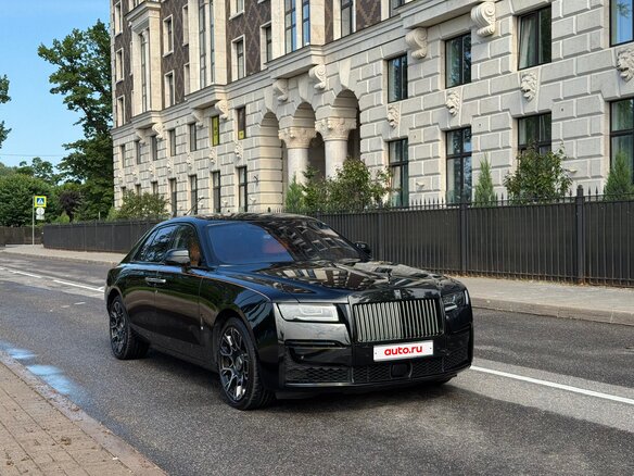 2022 Rolls-Royce Ghost Black Badge II (Series I), чёрный, 34990000 рублей