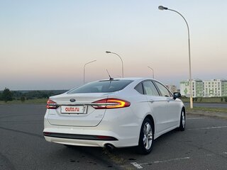 2018 Ford Fusion (North America) II Рестайлинг, белый, 1300000 рублей, вид 4