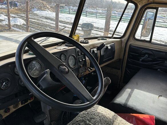 2000 Урал 4320, серебристый, 900000 рублей - вид 3