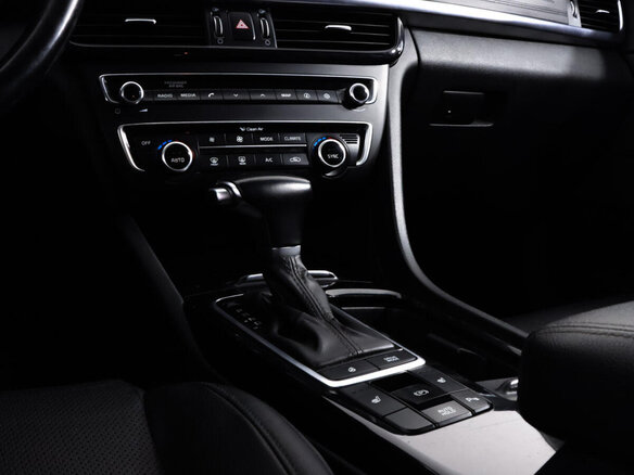 2017 Kia Optima IV, белый - вид 12