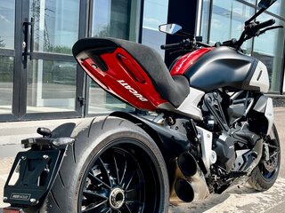 2019 Ducati Diavel 1260, серый, 1450000 рублей, вид 3
