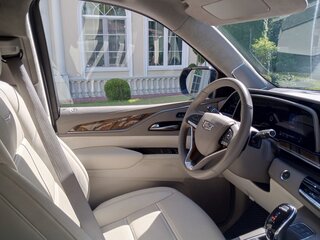 2022 Cadillac Escalade ESV V, чёрный, 25000000 рублей, вид 5