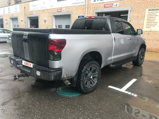 2009 Toyota Tundra Double Cab II, серый, 3400000 рублей, вид 3