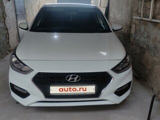 2017 Hyundai Solaris II, белый, 1040000 рублей, вид 1