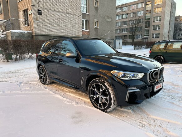 2019 BMW X5 M50d IV (G05/G18), синий, 6900000 рублей - вид 3