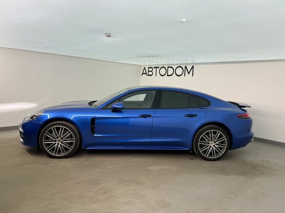 2017 Porsche Panamera 4S II, синий, 5690000 рублей - вид 5
