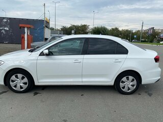 2021 Volkswagen Polo VI, белый, 1520000 рублей, вид 2