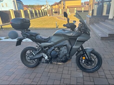 2021 Yamaha MT-09 Tracer (FJ-09), зелёный, 1100000 рублей, вид 4
