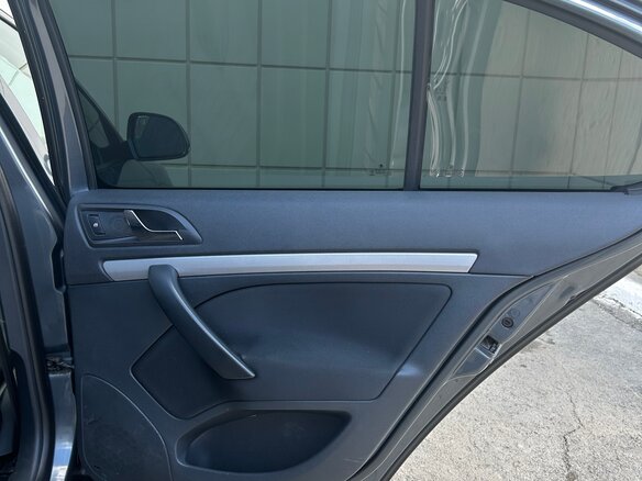 2010 Skoda Octavia II (A5) Рестайлинг, серый, 870000 рублей - вид 17