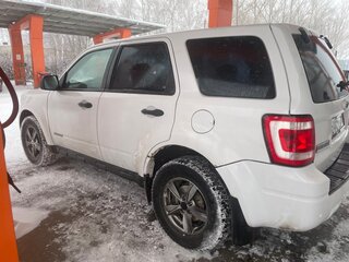 2007 Ford Escape II, белый, 700000 рублей, вид 4