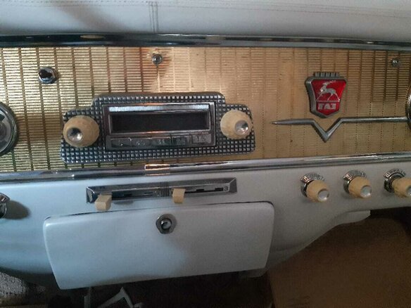 1961 ГАЗ 13 «Чайка», белый - вид 14