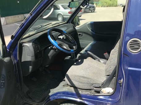 2006 Hyundai H100, синий, 900000 рублей, вид 4