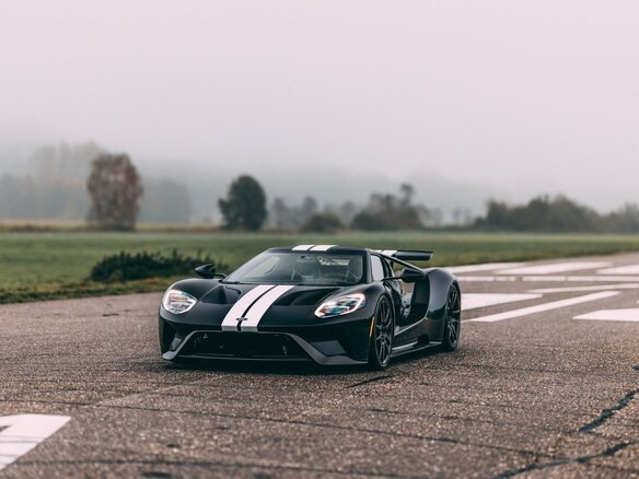 2022 Ford GT II, чёрный - вид 1