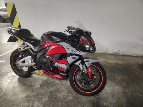 2011 Honda CBR 600RR, чёрный, 600000 рублей, вид 1